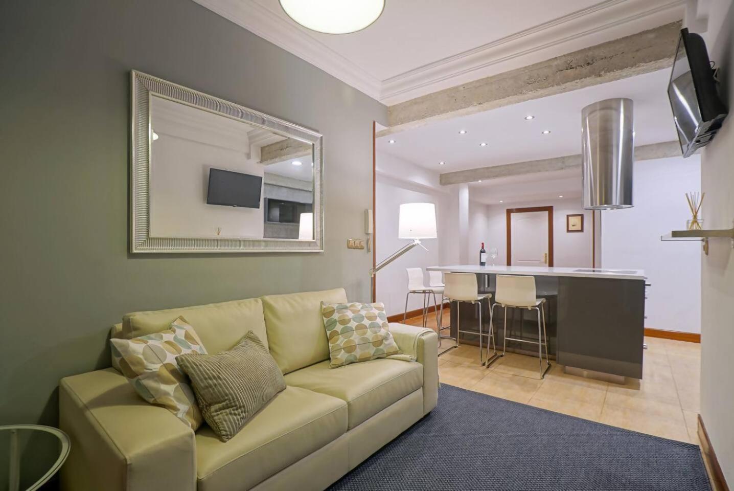 Appartement Amplio En Gros Con Parking Privado Saint-Sébastien