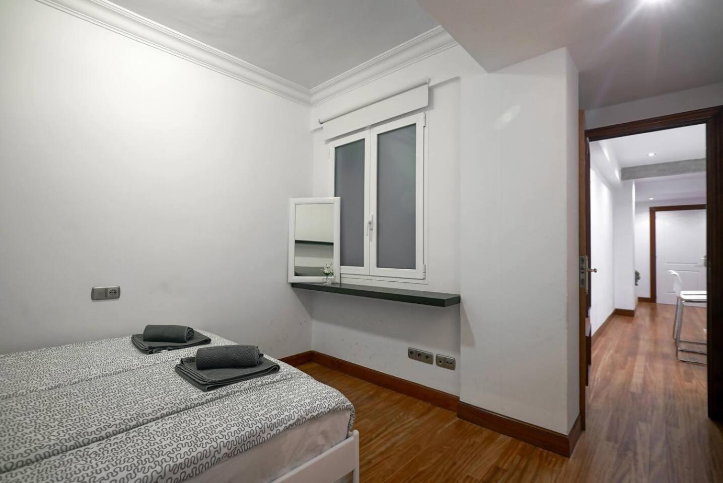 Appartement Amplio En Gros Con Parking Privado *